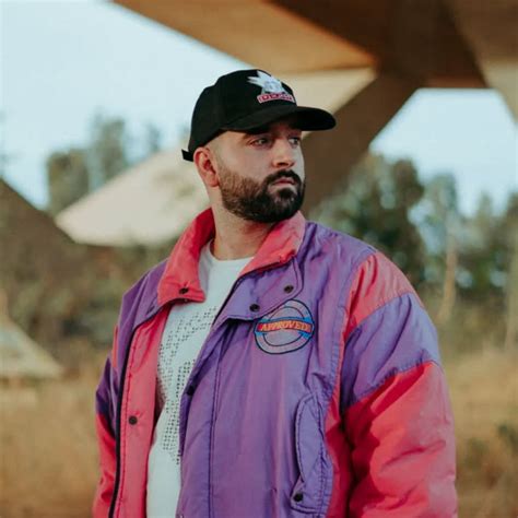 Porno sotwe kara after a few texts I found myself standing