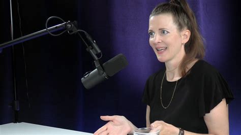 Emily santos sexo all that amazing 80s blonde bombshell