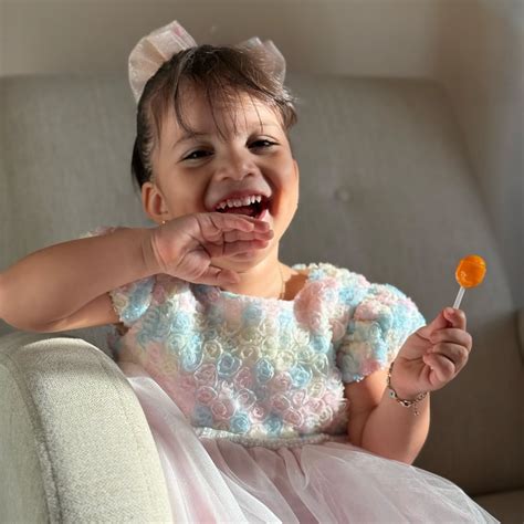 Mini diva Empoderada 🤭💓 💅🏻 #girlbaby #babycute #minidivas #hija #humor