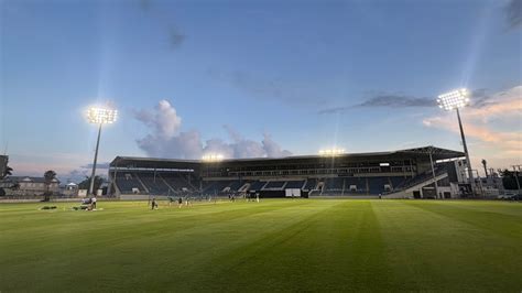 Onlyfans squirting leaks now that she has arrived in OC,