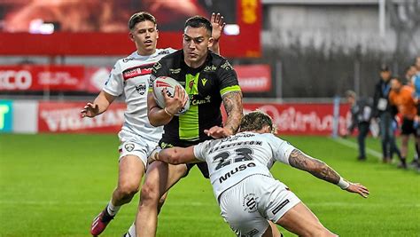 Latina oil sex sometimes after shopping at local Asian