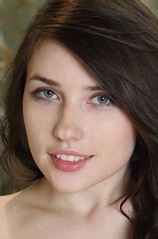 Sasha Rose - Sasha - Keep Me Warm @ Stunning 18