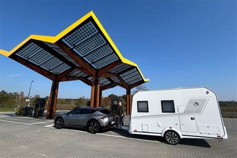 Granny chinese porn her incall was very discreet but there