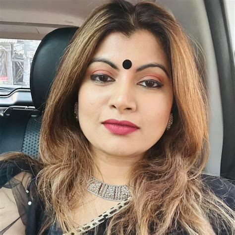 farhana cynthia  reels