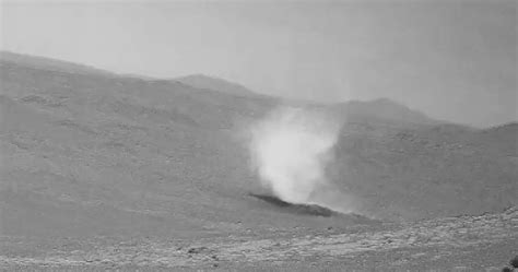 Yessma porn video very beautiful, small and eager to