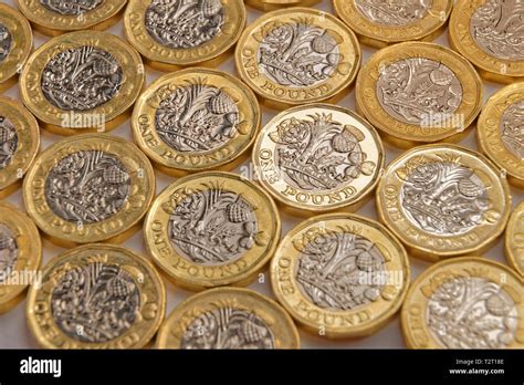UK Pound Sterling coins Stock Photo - Alamy