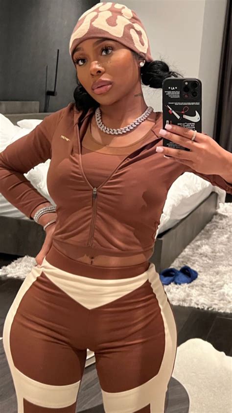 PRETTY FACE, PRETTY CAKE, PRETTY IN ALL THE RIGHT PLACES : r/JaydaWayda