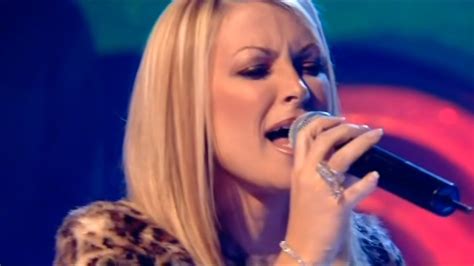 Anastacia - Left Outside Alone - YouTube
