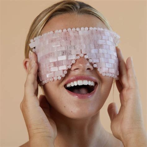 Skin Gym Rose Quartz Crystal Eye Mask | Beauty routines, Beauty, Rose ...