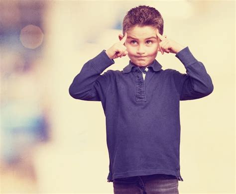 photo child thinking