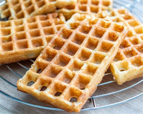 Gofry na jogurcie w 10 minut bez glutenu | Waffles, Food, Breakfast