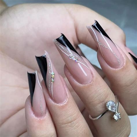 Ideia De Unha Postiça - Descubra 150 ideias de postiças realistas e unhas decoradas | unhas ...