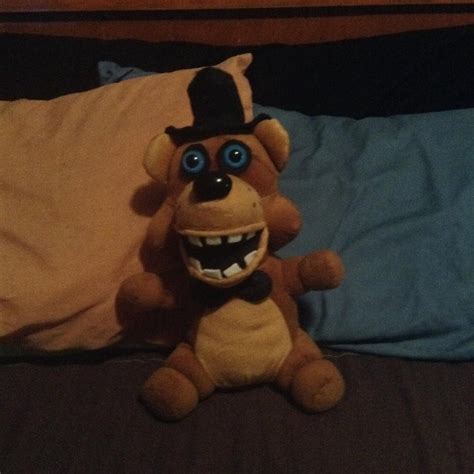 . Freddy Fazbear Plushie . by InvaderOfFandoms on DeviantArt