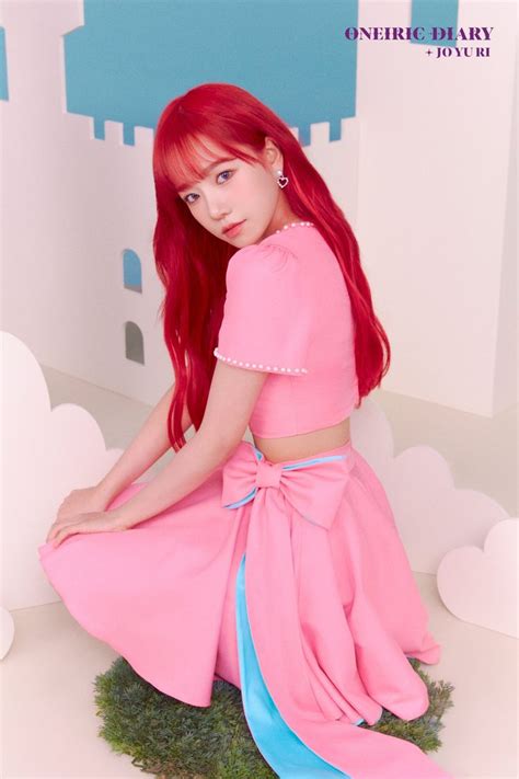 official_IZONE on Twitter | Iz one yuri, Yuri, Iz one