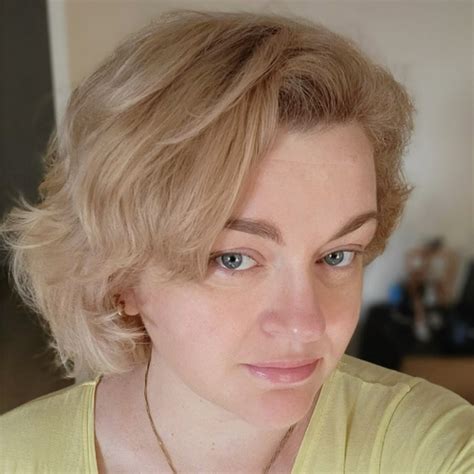 Irina Makarchuk - YouTube