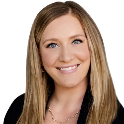 Kaleena Calcutta, Pleasant Hill, IA Real Estate Associate - RE/MAX