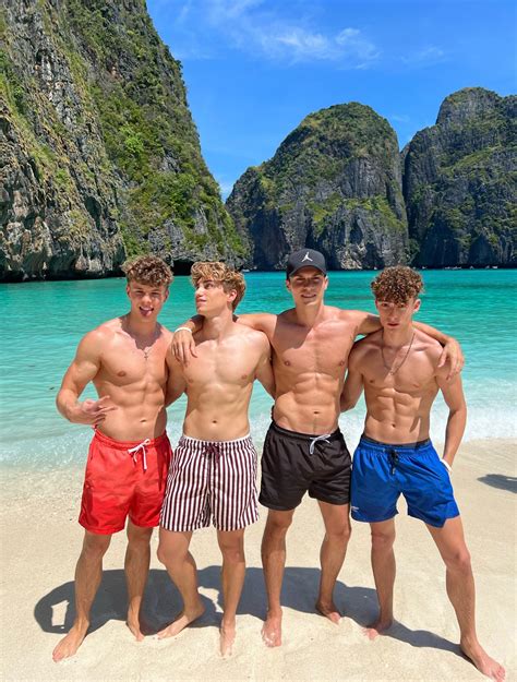 Benjamin Hilton's feet