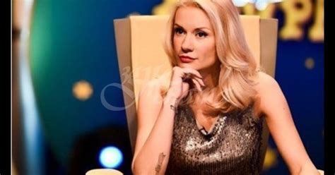 Ето го официално новият мъж на Мария Игнатова - вижте колко хубава ...