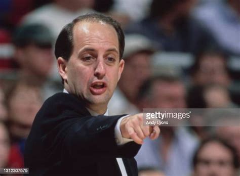 330 Jeff Van Gundy Knicks Photos & High Res Pictures - Getty Images