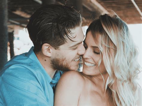 How to choose the right dating site