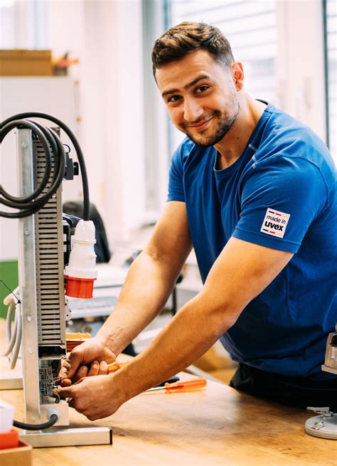 Ausbildung | uvex group