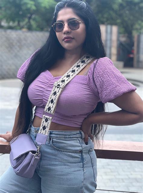 Reshma Pasupuleti sizzling photoshoot stills - South Indian Actress