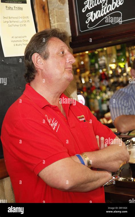 eric bristow veteran world champion darts player Stock Photo - Alamy