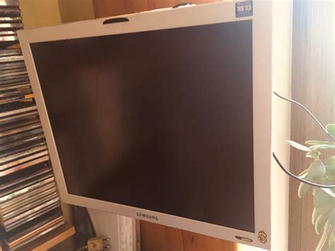 Монитор Samsung SyncMaster 173P с креплением на стену: 1 000 грн ...