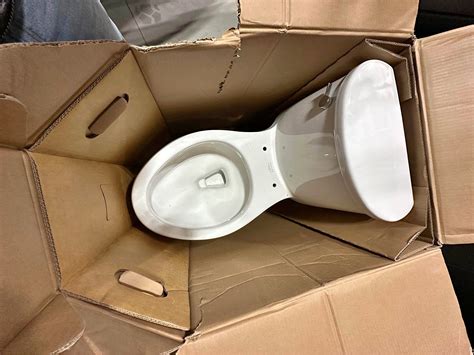 Kohler Adair One-Piece Elongated Toilet RETAIL $500 - Toilet Seats