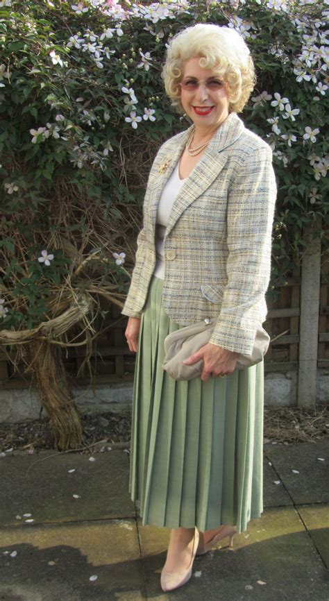 Gloriously Vintage | Ladylike outfits, 50s women, Classic outfits
