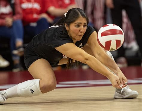 Nebraska Volleyball: No. 2 Huskers improve to 18-0 in sweep of Northwestern