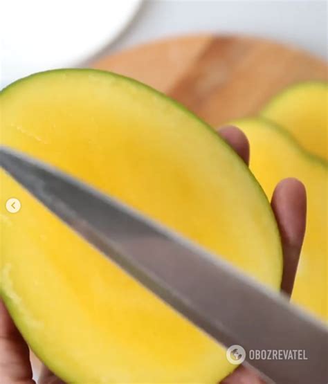 Как порезать манго квадратиками: как правильно резать манго | FoodOboz