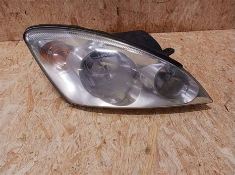 921021H000 Hyundai/Kia фара правая
