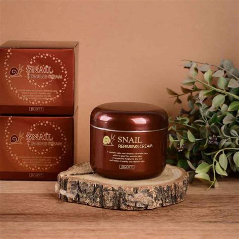 Jigott Snail Repairing Cream 100ml