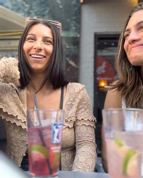 Sophia Ross (@sophialross) • Instagram photos and videos