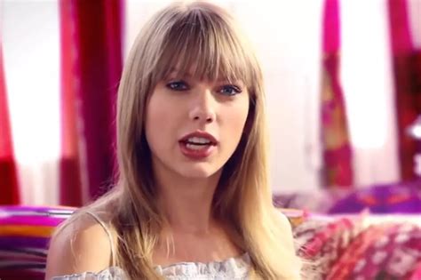 Go Behind the Scenes of Taylor Swift's New Fragrance Commercial