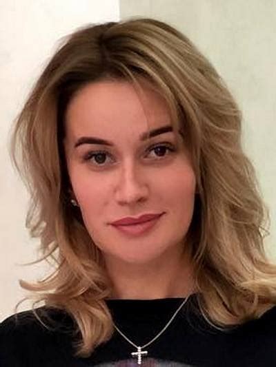 Елена Бушина — биография, личная жизнь, фото, новости, «Инстаграм», муж ...