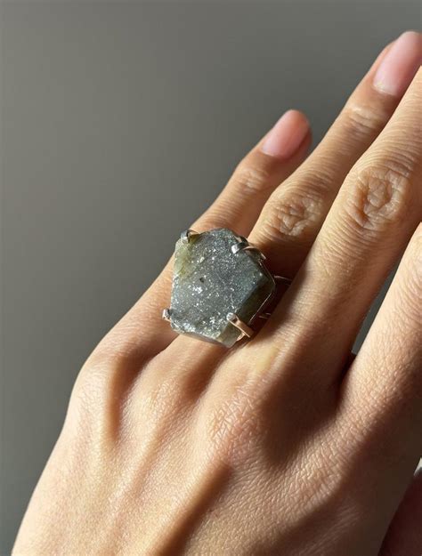 Украшения с натуральными бразильскими камнями GEMSTORY