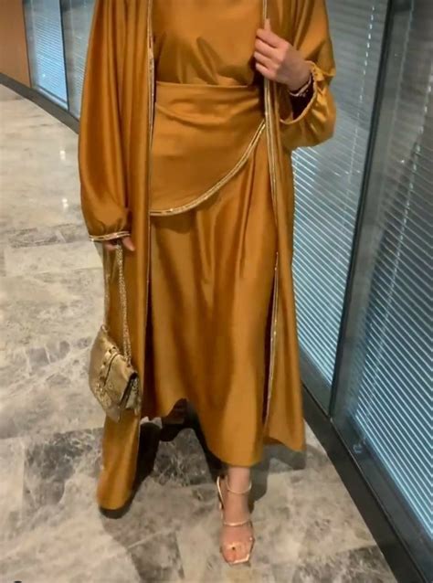 #stylish #abaya | Abaya tarzı, Lüks moda, Elbise
