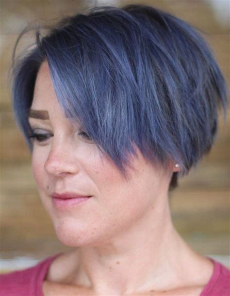 Pixie Bob Cut with Purple and Gray Highlights Choppy Bob Hairstyles For ...