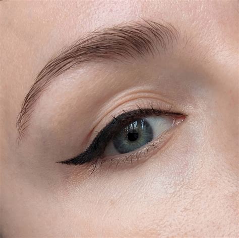 Не для початківців: Розхвалена підводка Maybelline | MAKEUP Club