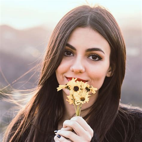 2932x2932 Victoria Justice Cute 2020 Ipad Pro Retina Display ,HD 4k