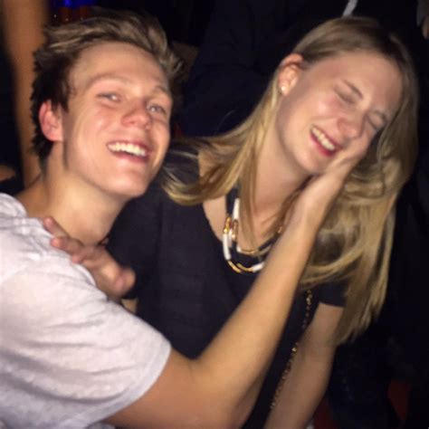 I love my sister. My sister loves me. | Caspar Lee | Scoopnest