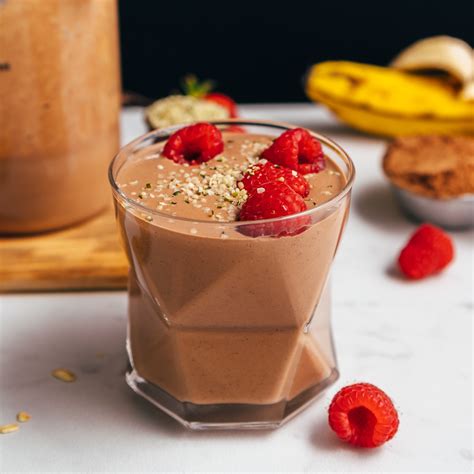 Powder-Free Vegan Protein Shake | Minimalist Baker Recipes