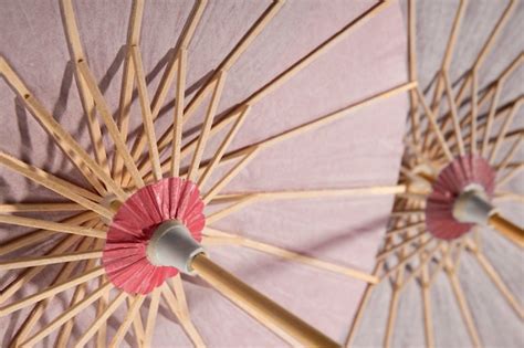 Free Photo | Traditional japanese wagasa umbrella background