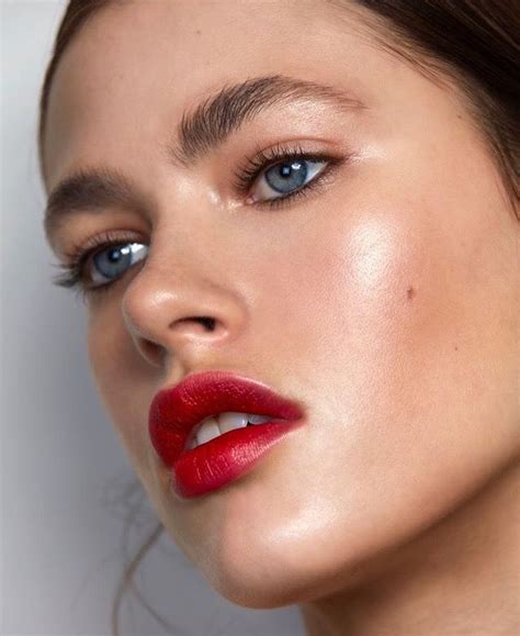 Rose red lips & tight lined eyes by @sheristroh | Skin makeup, Natural ...