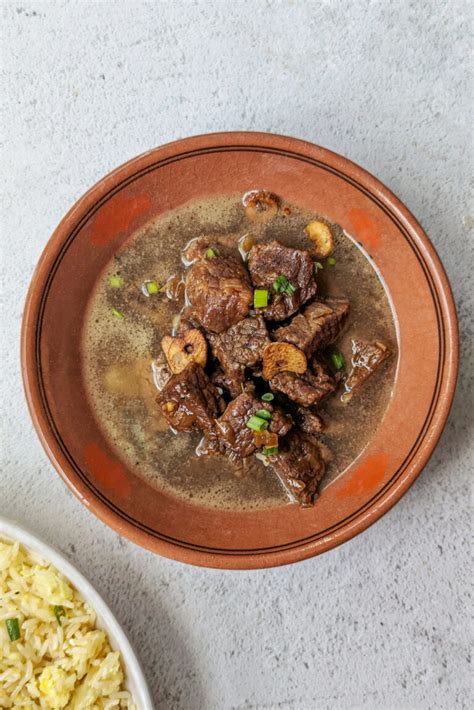 Easy Beef Pares Recipe (Filipino Braised Beef)