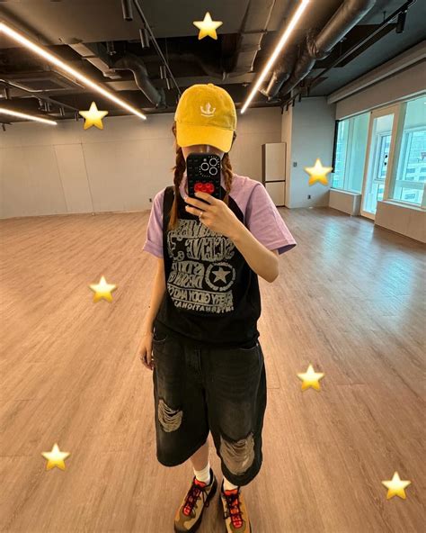 240417 - SEULGI Instagram Update | kpopping