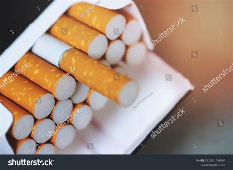thousand cigarette pack royalty  images stock