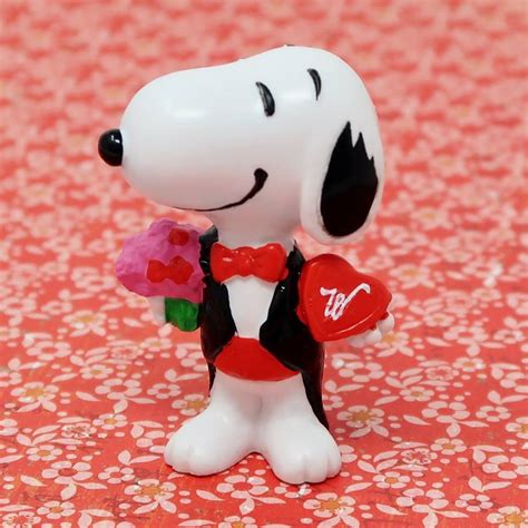 peanuts valentines day collectibles collectpeanutscom snoopy